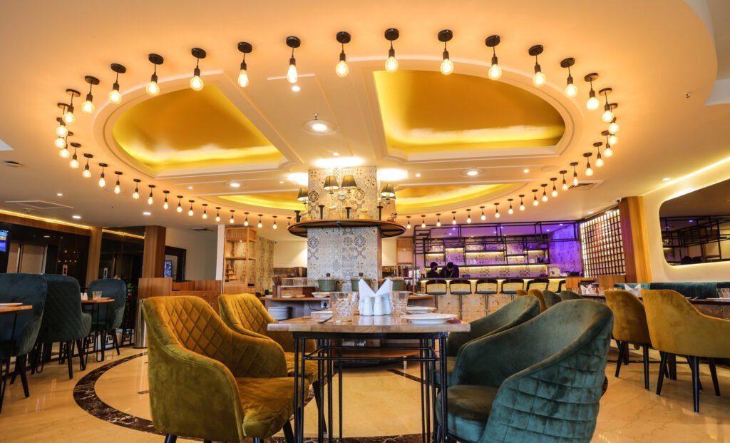 restaurant image of green palms hotel
